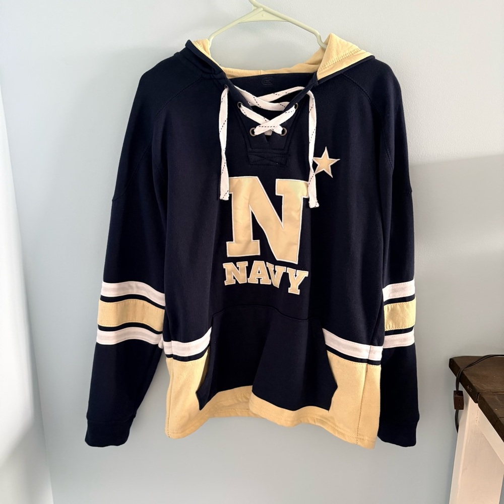 Colosseum Navy Pullover with Cream Collar